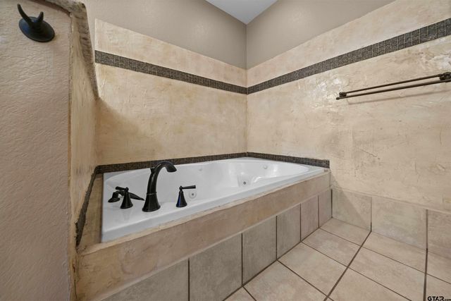 17153 C R 1108, Flint, TX 75762