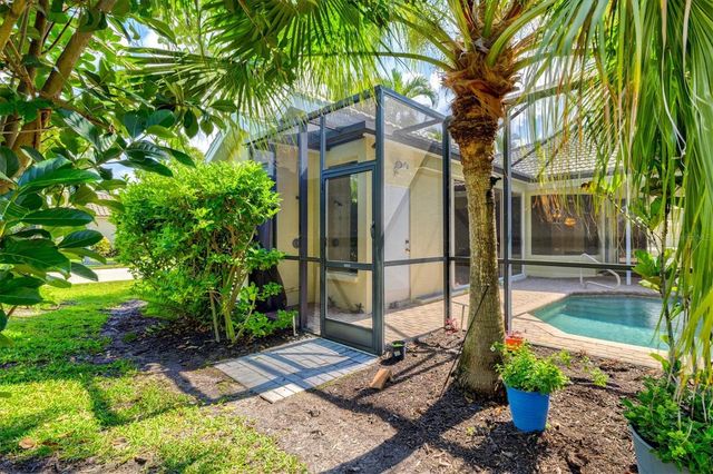 4146 HEARTHSTONE DRIVE, Sarasota, FL 34238