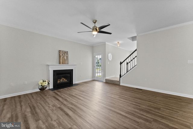3212 TERRA SPRINGS DR, Fredericksburg, VA 22408