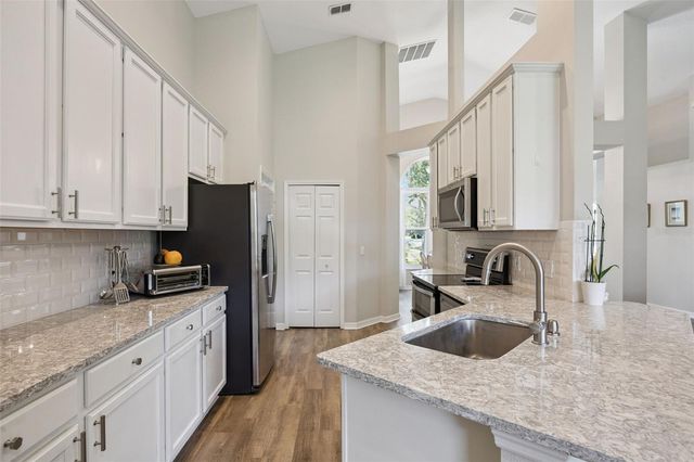 1052 KERSFIELD CIRCLE, Lake Mary, FL 32746