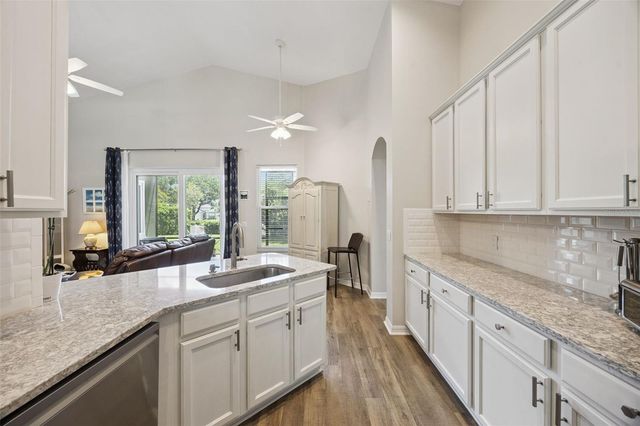 1052 KERSFIELD CIRCLE, Lake Mary, FL 32746
