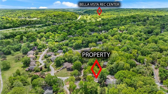 56 Elizabeth Drive, Bella Vista, AR 72715