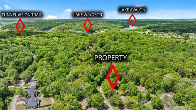 56 Elizabeth Drive, Bella Vista, AR 72715