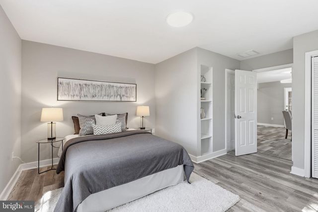 3227 WAYNE RD, Falls Church, VA 22042