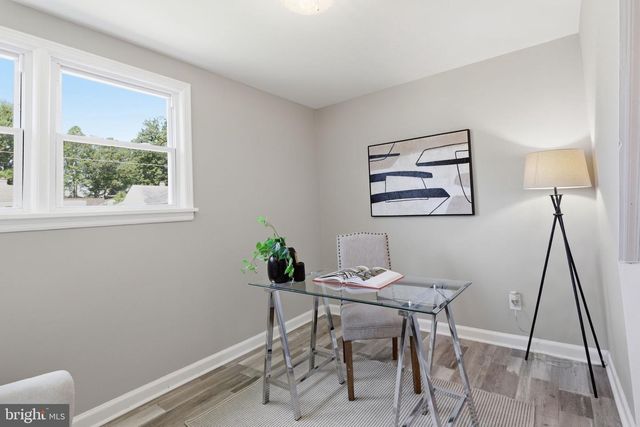 3227 WAYNE RD, Falls Church, VA 22042