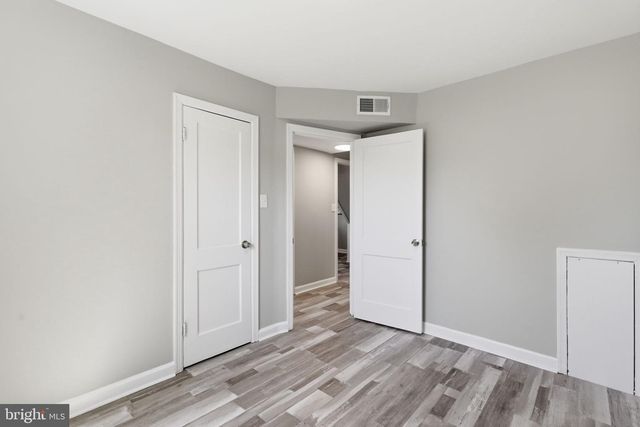 3227 WAYNE RD, Falls Church, VA 22042