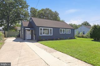 3227 WAYNE RD, Falls Church, VA 22042