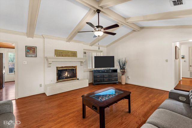 203 Kensington Avenue, Bossier City, LA 71111