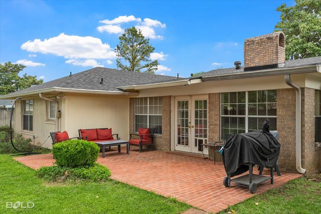 203 Kensington Avenue, Bossier City, LA 71111