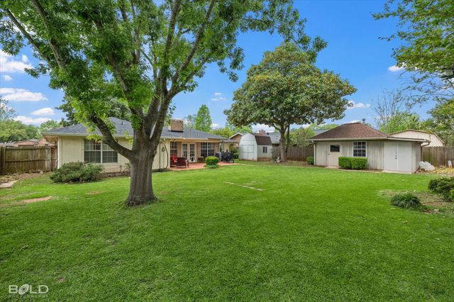 203 Kensington Avenue, Bossier City, LA 71111