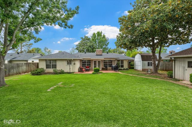 203 Kensington Avenue, Bossier City, LA 71111