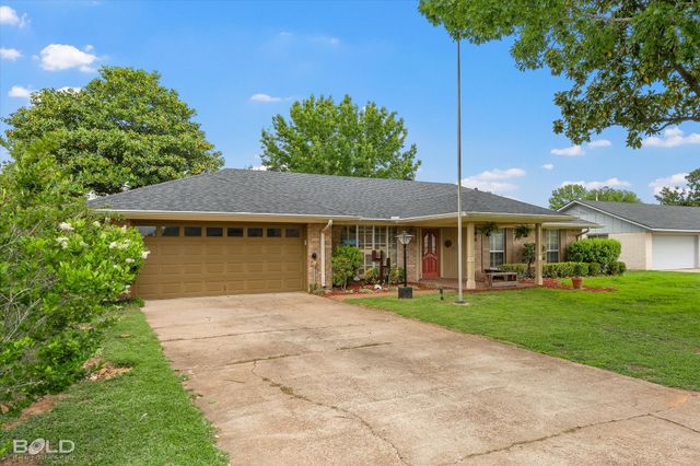 203 Kensington Avenue, Bossier City, LA 71111