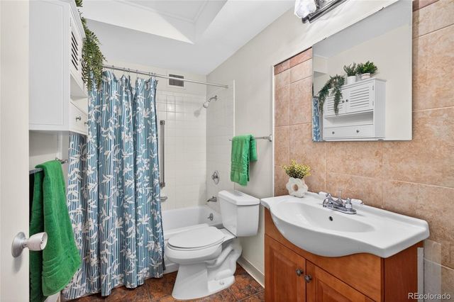695 S Alton Way 9A, Denver, CO 80247