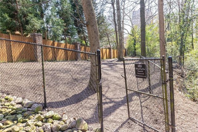 3235 Roswell NE Road 519, Atlanta, GA 30305