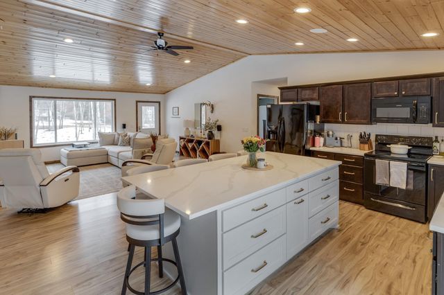 18908 Maryville Road, Brainerd, MN 56401