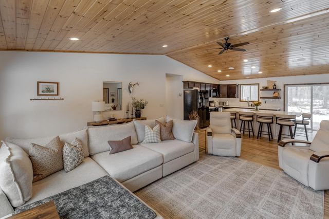 18908 Maryville Road, Brainerd, MN 56401