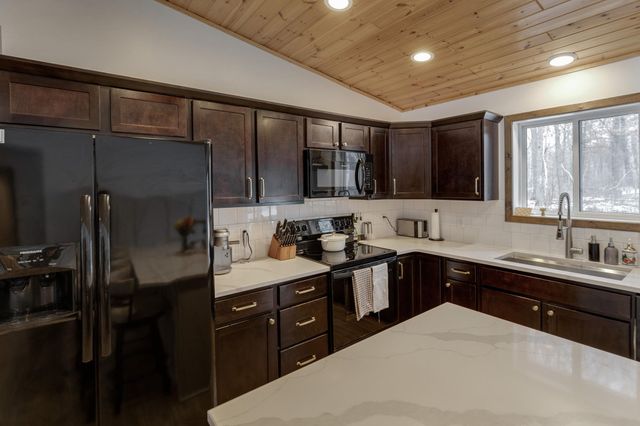 18908 Maryville Road, Brainerd, MN 56401