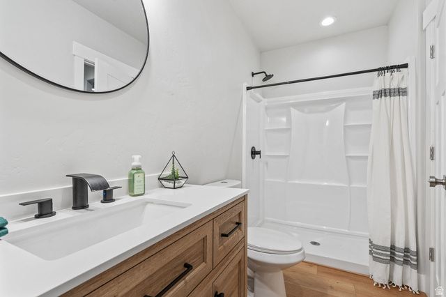 5658 W 7340 S, West Jordan, UT 84081