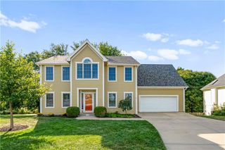 1044 Silverleaf Lane, Liberty, MO 64068