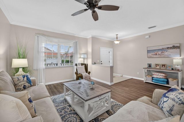 872 NW SARRIA Court, Port St. Lucie, Port St Lucie, FL 34986
