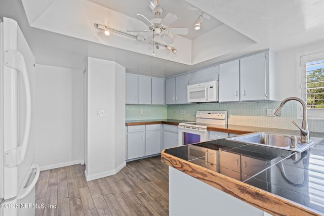 20 SHERBURY Court, Palm Coast, FL 32137