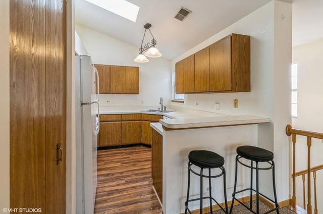 1291 COLDSPRING Road, Carol Stream, IL 60188