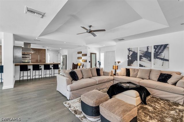1627 Murex LN, Naples, FL 34102
