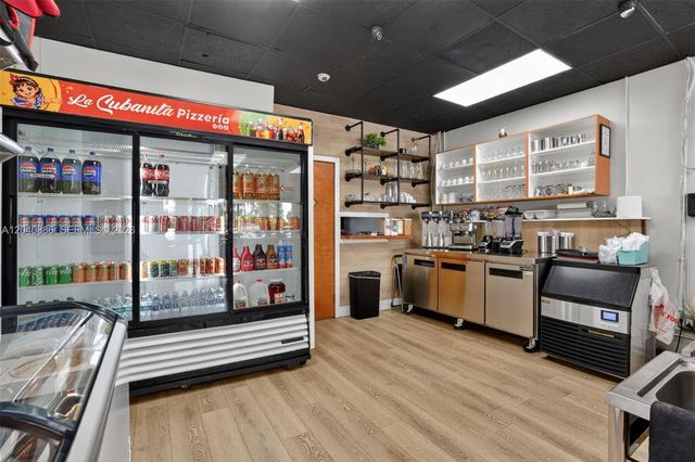 Established Cuban Established Cuban Style Pizzeria For Sale In Hiale Gardens, Hialeah Gardens, FL 33018
