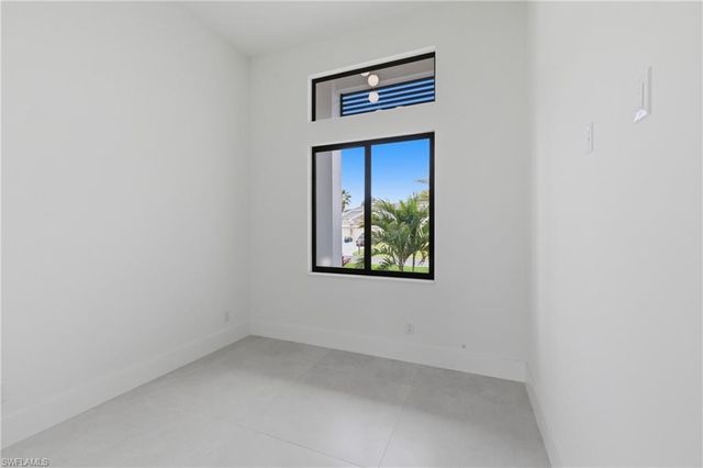 1730 SW 38th LN, Cape Coral, FL 33914