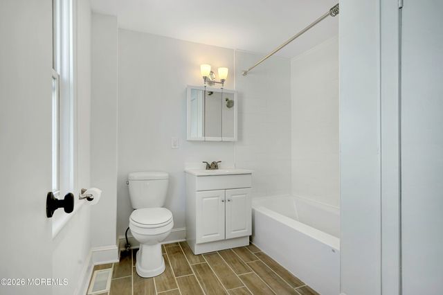 52 Leonard Street, Red Bank, NJ 07701