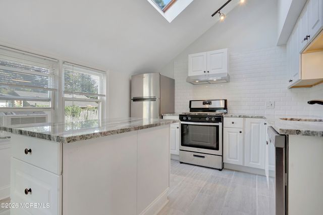52 Leonard Street, Red Bank, NJ 07701
