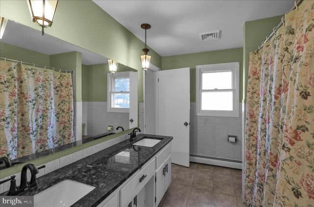 1035 MITCH RD, Pottstown, PA 19464