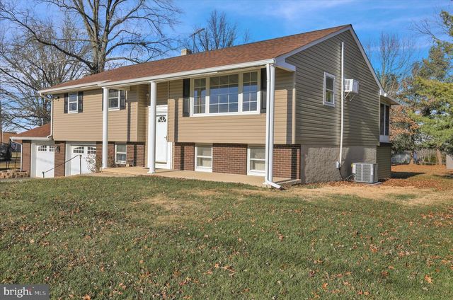 1035 MITCH RD, Pottstown, PA 19464