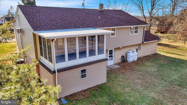 1035 MITCH RD, Pottstown, PA 19464