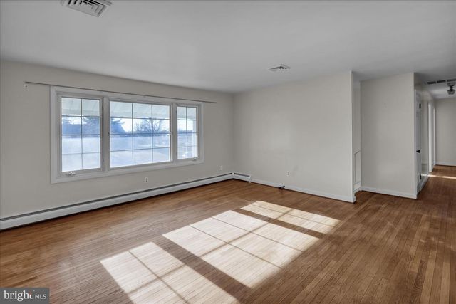 1035 MITCH RD, Pottstown, PA 19464