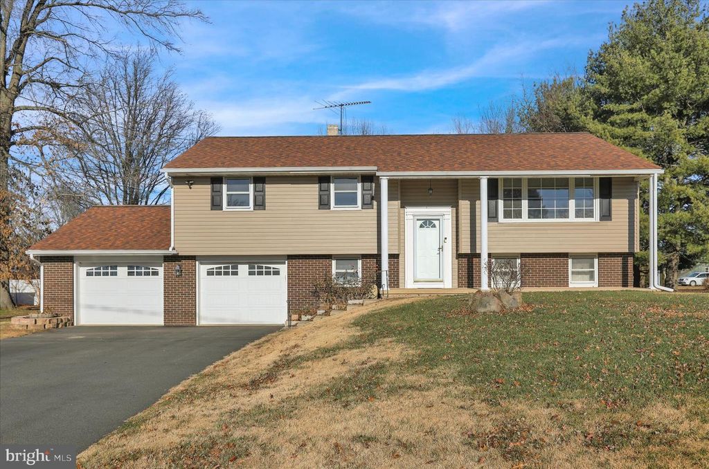 1035 MITCH RD, Pottstown, PA 19464