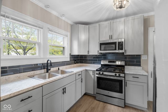 3601 N College Avenue, Indianapolis, IN 46205
