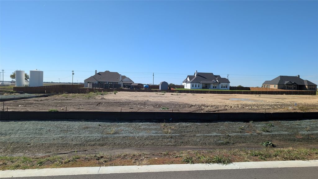 183 Lavish Lane, Lorena, TX 76655