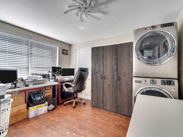 7684 OAKHURST ROAD, Seminole, FL 33776