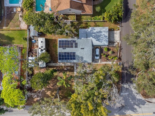 7684 OAKHURST ROAD, Seminole, FL 33776