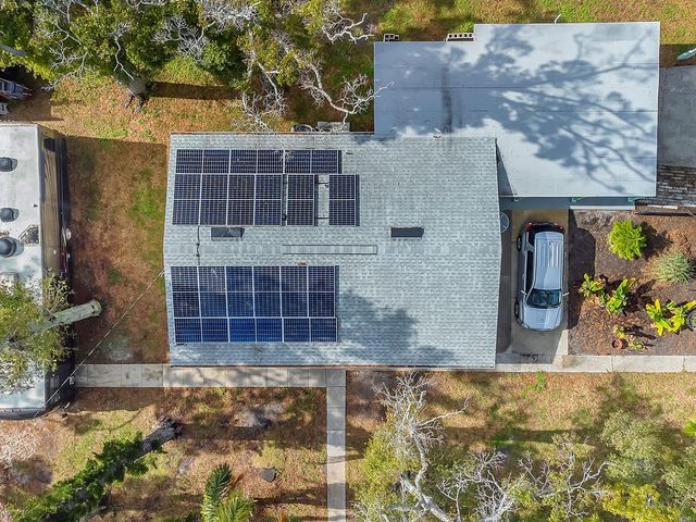 7684 OAKHURST ROAD, Seminole, FL 33776