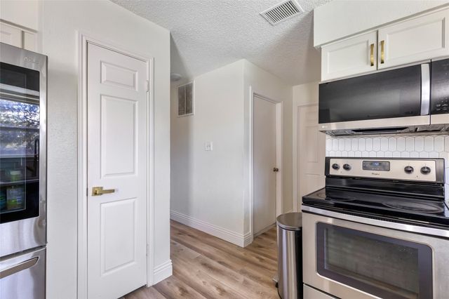 4507 Tangle Creek Lane, Spring, TX 77388