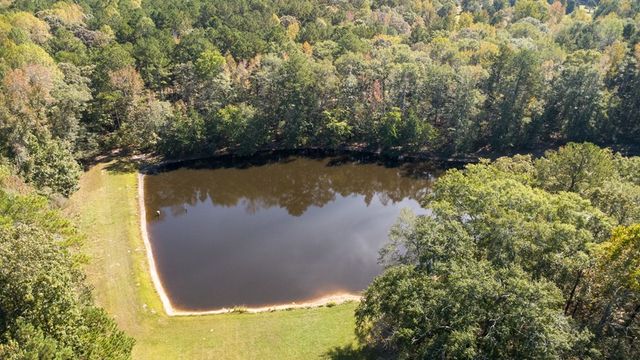 1216 Fern Road, Woodbury, GA 30293