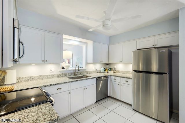 779 98th AVE N, Naples, FL 34108