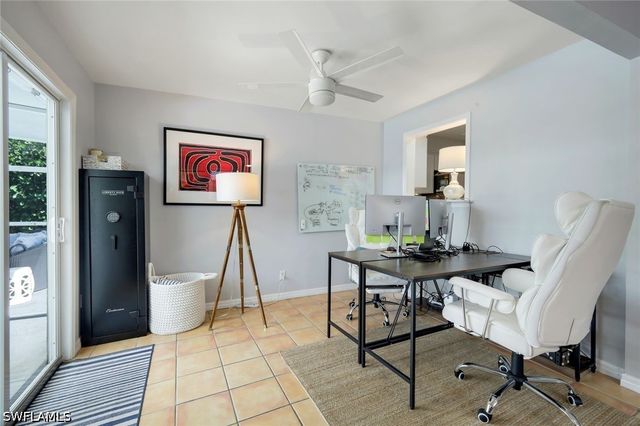 779 98th AVE N, Naples, FL 34108