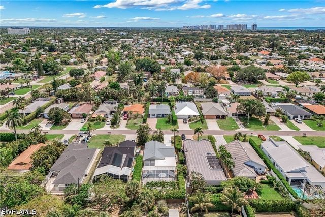 779 98th AVE N, Naples, FL 34108