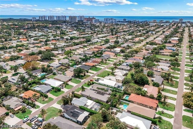 779 98th AVE N, Naples, FL 34108