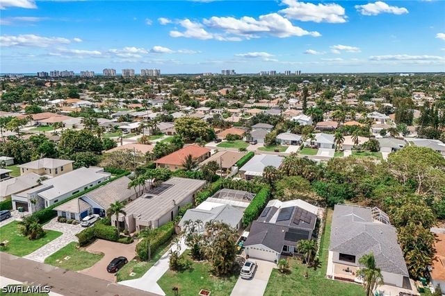779 98th AVE N, Naples, FL 34108