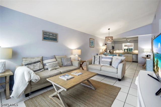 779 98th AVE N, Naples, FL 34108