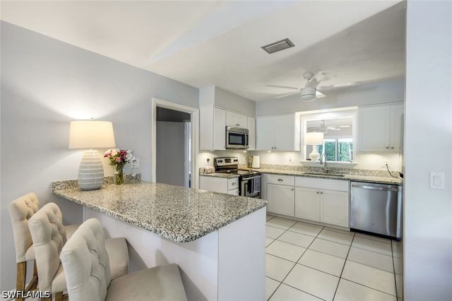 779 98th AVE N, Naples, FL 34108